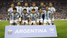 Formación de Argentina ante Islandia