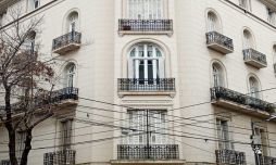 El balcón de Cristina