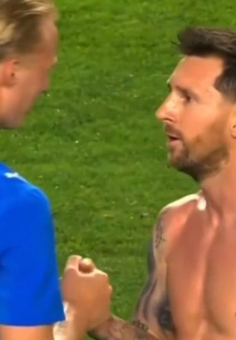 Lionel Messi y Andri Gudjohnsen