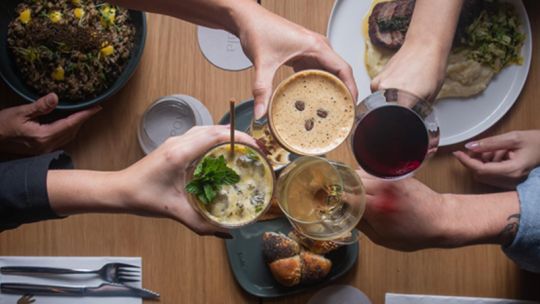 Cuál es el restaurante con sello australiano que suma una nueva experiencia a la noche porteña