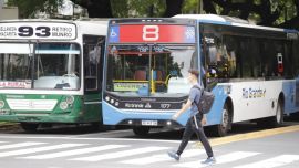 Feriado y fin de semana largo: cómo funcionarán el transporte y los servicios públicos el 15 de junio