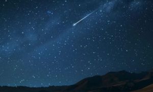 Lluvia de estrellas Ariétidas