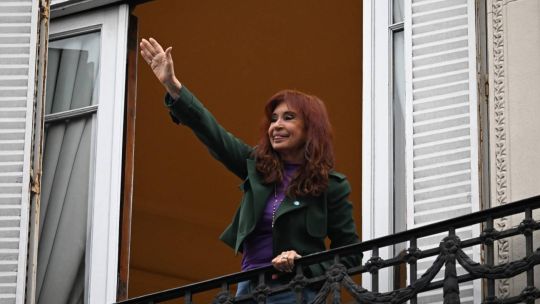 Causa Cuadernos: más pilotos declararon y dijeron que no vieron controles sobre valijas en vuelos a Santa Cruz