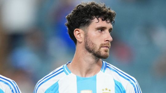 Marcos Senesi fue convocado a la Selección Argentina para el Mundial 2026 tras la baja de Balerdi