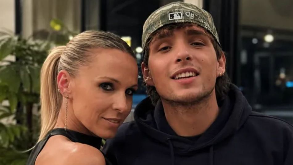 Denise Dumas mostró a su hijo, Santino, de 22 años y causó furor: a qué se dedica
