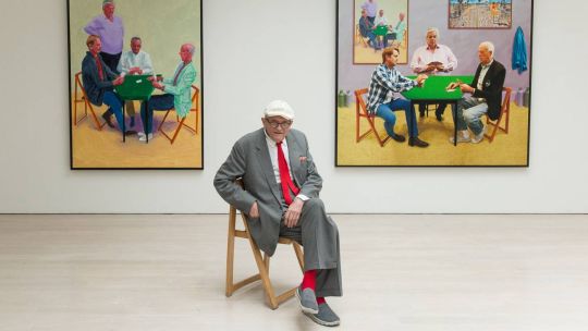 Murió David Hockney a los 88 años: adiós a uno de los pintores más influyentes del arte contemporáneo