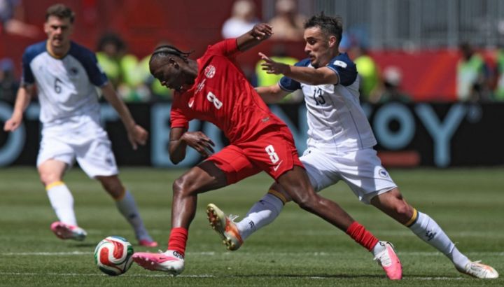 Canadá vs Bosnia