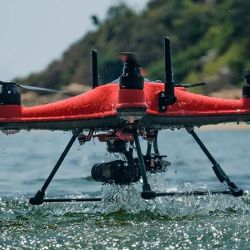 La incorporación de drones, inteligencia artificial, conectividad satelital y sistemas digitales de fiscalización marca un nuevo paso en esa dirección, con el objetivo de proteger los recursos naturales frente a la pesca y la caza ilegal.
