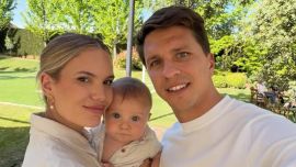 Entramos al living de Eva Bargiela y Gianluca Simeone: minimalista, tecnológico y con un rincón especial para su hijo