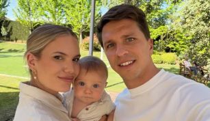 Eva Bargiela y Gianluca Simeone junto a su bebé Faustino