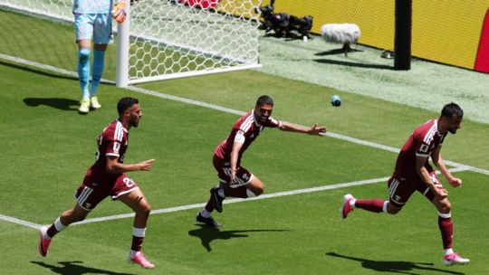 Qatar rescató un empate agónico ante Suiza en la última jugada y el Grupo B quedó al rojo vivo