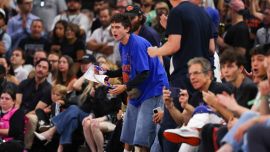 Furor de celebridades en el quinto juego de las Finales de la NBA entre Spurs y Knicks