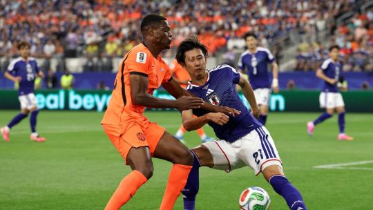 A Países Bajos se le escapó la victoria tras una pelota parada de Japón: empate agónico y lluvia de goles en el Mundial