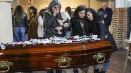 Emotivo adiós a Taty Almeida: referentes de derechos humanos y la política despidieron a la histórica dirigente de Madres de Plaza de Mayo
