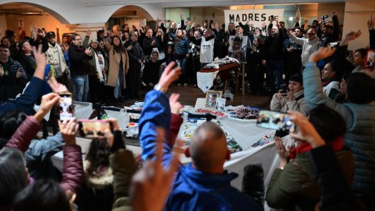 Admirers bid farewell to Taty Almeida, symbol of Argentina’s human rights struggle