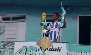 Furor por el Mundial 2026: transformó su casa en un santuario de Lionel Messi y la Selección Argentina