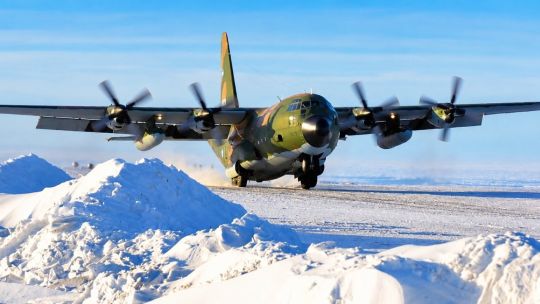 How pilots land aircraft at Marambio Base, Argentina’s most challenging Antarctic airstrip