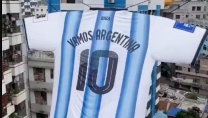 Camiseta gigante de Argentina en Bangladesh