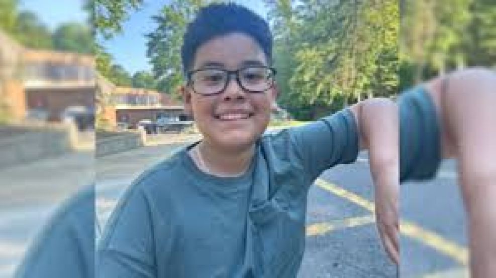 Un nene de 12 años murió tras atragantarse al comer una dona.