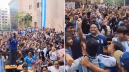 Festejos en Bangladesh por el triunfo de Argentina