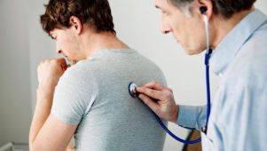 Crecen los casos de enfermedades respiratorias y especialistas llaman a vacunarse