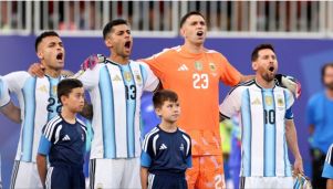 El momento del himno en Argentina vs Argelia