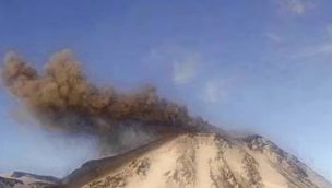 Monitorean actividad del volcán Chillán 17062026