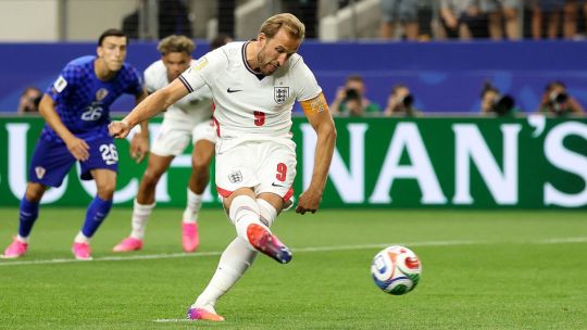 Inglaterra le ganó a Croacia en un partidazo por 4-2 con un Harry Kane estelar