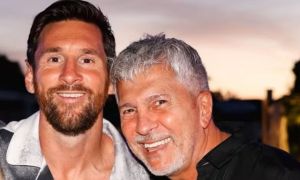 Lionel Messi junto a su padre, Jorge Messi