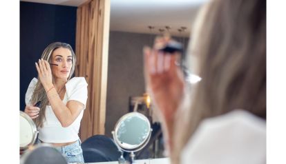 AUTOMAQUILLAJE CUIDADO: LA BELLEZA COMIENZA EN UNA PIEL SANA