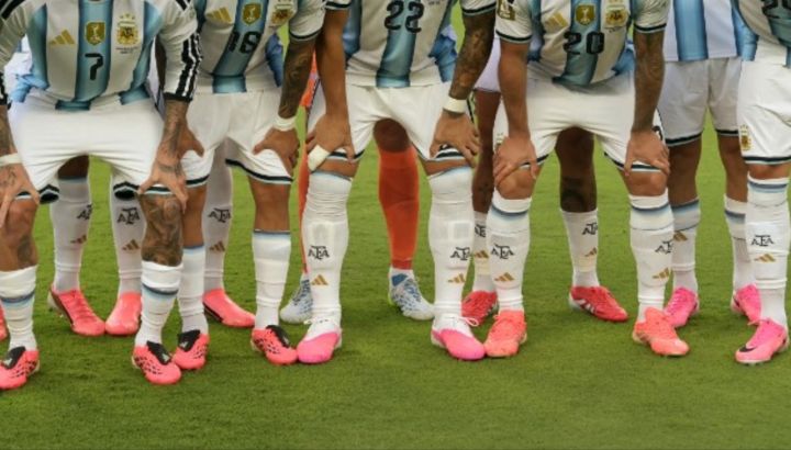 Botines rosas en la Selección Argentina