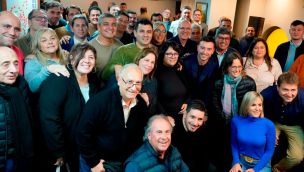 intendentes radicales con De loredo