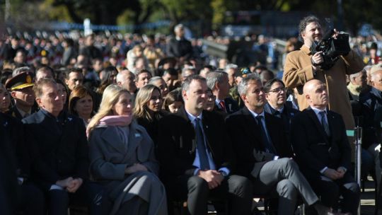 Milei shows support for under-fire Adorni at Flag Day rally