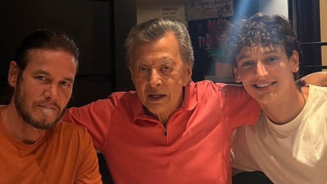 Bautista Ortega celebra el Día del Padre con Palito y Emanuel Ortega