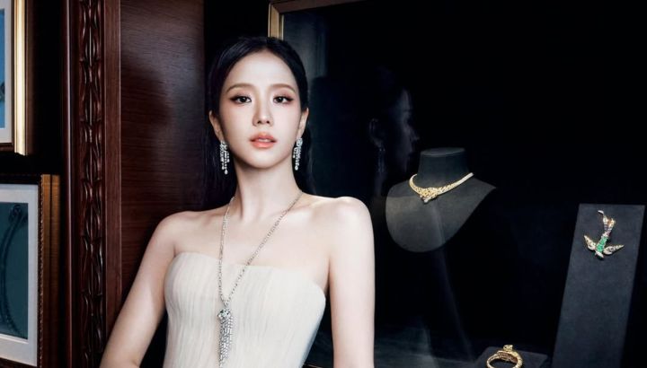 Jisoo de BLACKPINK causa sensación con su look de princesa en la exposición "Into the Wild" de Cartier en Seúl