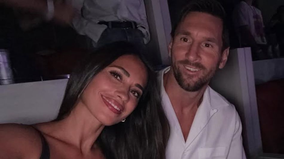 Antonela Roccuzzo y Lionel Messi