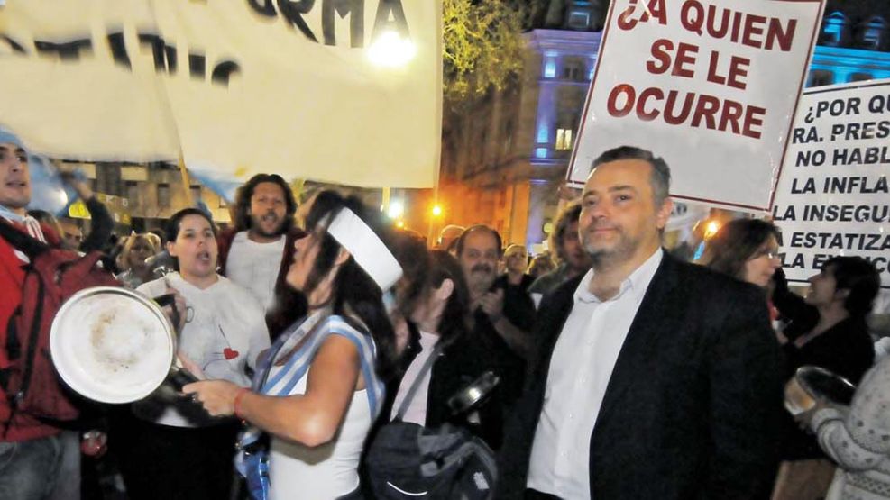 210626_cacerolazo_protesta_cedoc_g