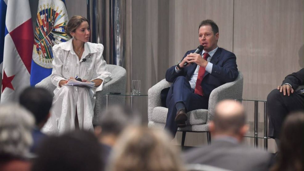 Jorge Brito en el panel 