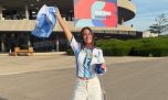 Carolina Baldini impone la reversión de la camiseta de la Argentina para alentar a la selección