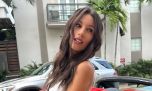 Pampita eligió la baby tee tendencia para alentar a la selección en su segundo partido del Mundial 