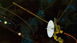 La sonda Voyager 1 de la NASA cumplirá un día de luz de distancia con la Tierra, 25.900 millones de kilómetros en 2026