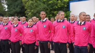 Uniforme rosado en la Policía del Chaco.