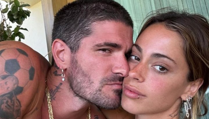 Los románticos mensajes que intercambiaron Rodrigo De Paul y Tini Stoessel tras la clasificación argentina: "Con vos es más lindo"