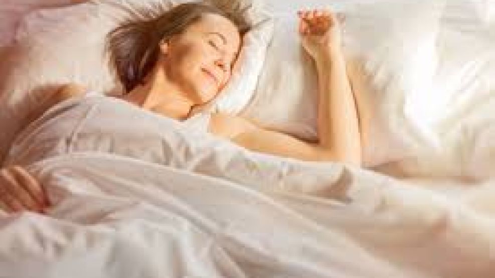 Cuáles son los beneficios sobre dormir en camas separadas.  