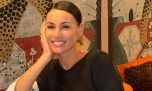 Pampita enseñó el truco definitivo para dormir cómodo en un avión