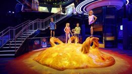 2406_planet play