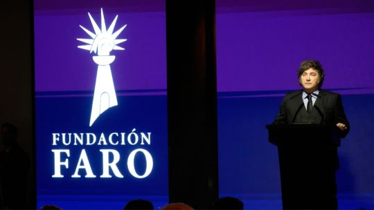 Javier Milei volvió a cargar contra el periodismo y reforzó su discurso de “batalla cultural” en la Fundación Faro