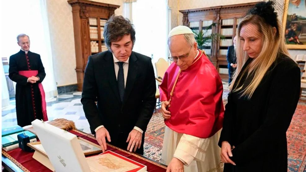Javier Milei, Papa León XIV y Karina Milei 24062026