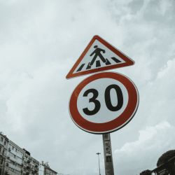 9 de cada 10 conductores señalan falta de comunicación al volante. | Foto:Cecaitra 