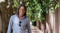 La nueva vida de Tommy Dunster a los 57 años: de regreso en la Argentina, lejos de los medios y con nuevo negocio